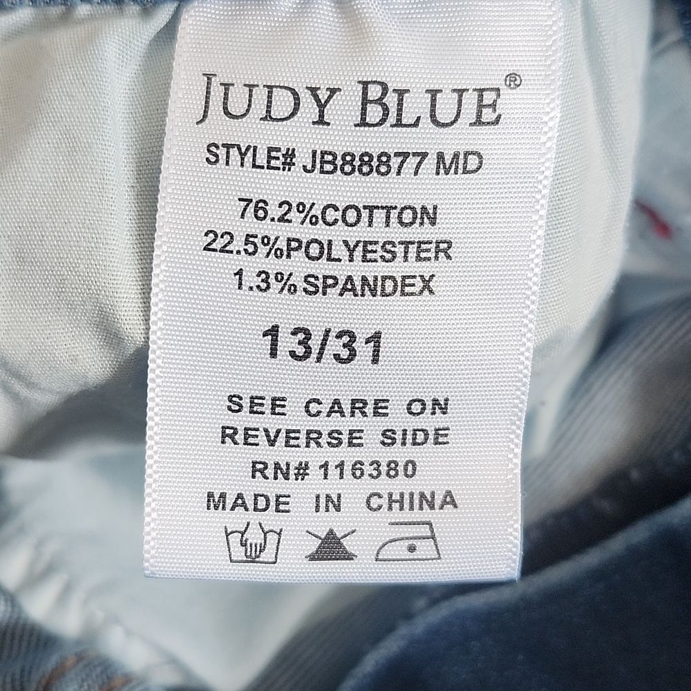 Judy Blue JB88877 Boyfriend Fit, Medium Blue Wash, Plaid Cuffs, 13/31 - Picture 10 of 11
